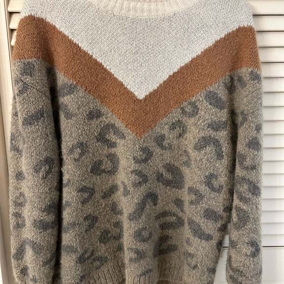 Lulus sweater - Picture 4 of 4